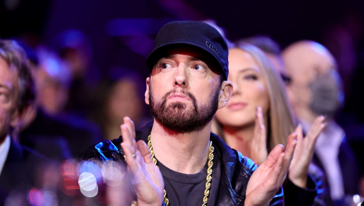 Eminem'in, Glastonbury'de sahne alacağı iddia edildi