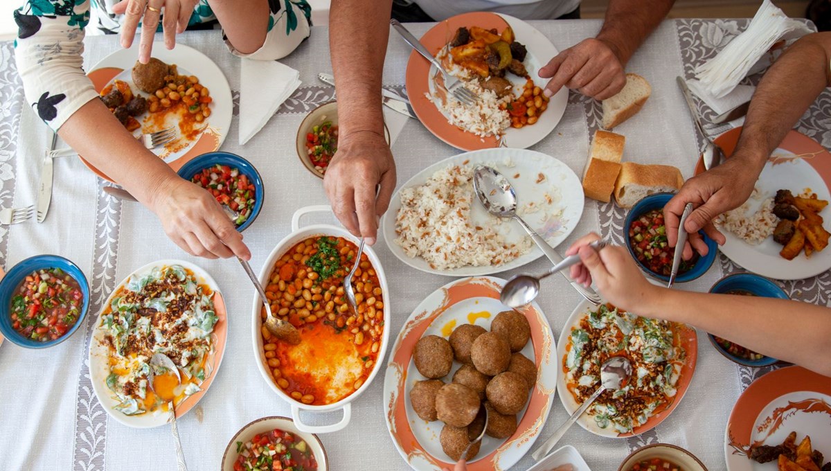 Bazı yemekler pişirildikten bir gün sonra neden daha lezzetlidir?