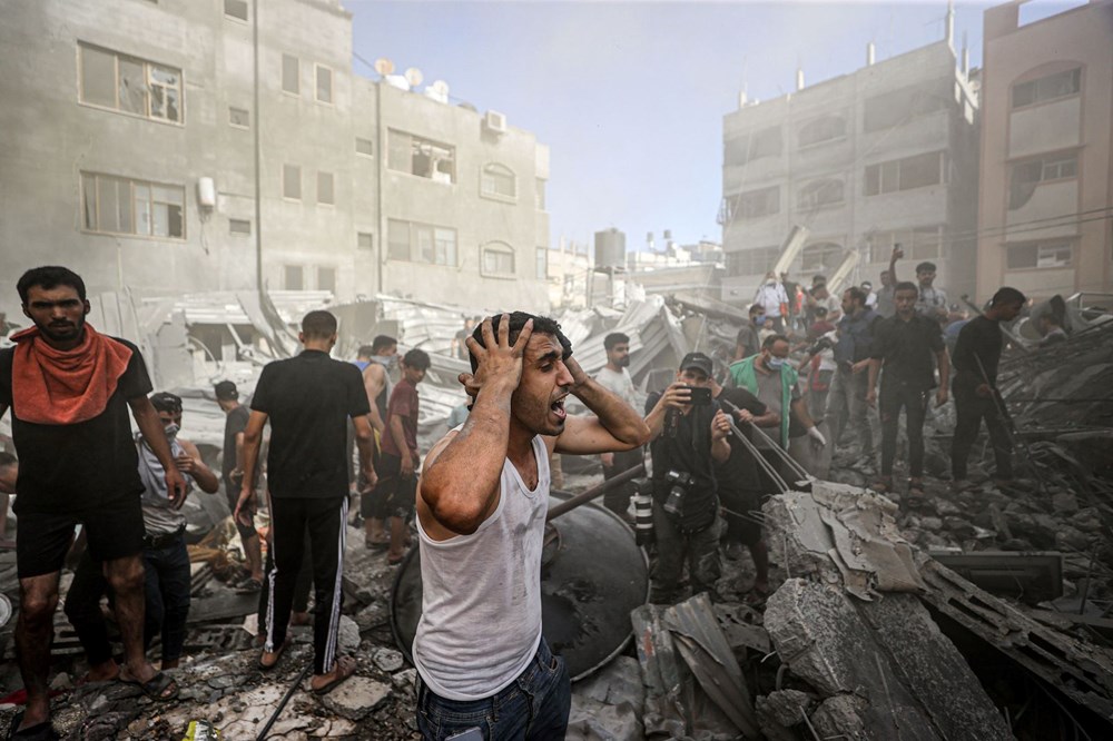 Netanyahu'dan işgal sinyali | Gazze'de can kaybı 10 bini aştı - 13