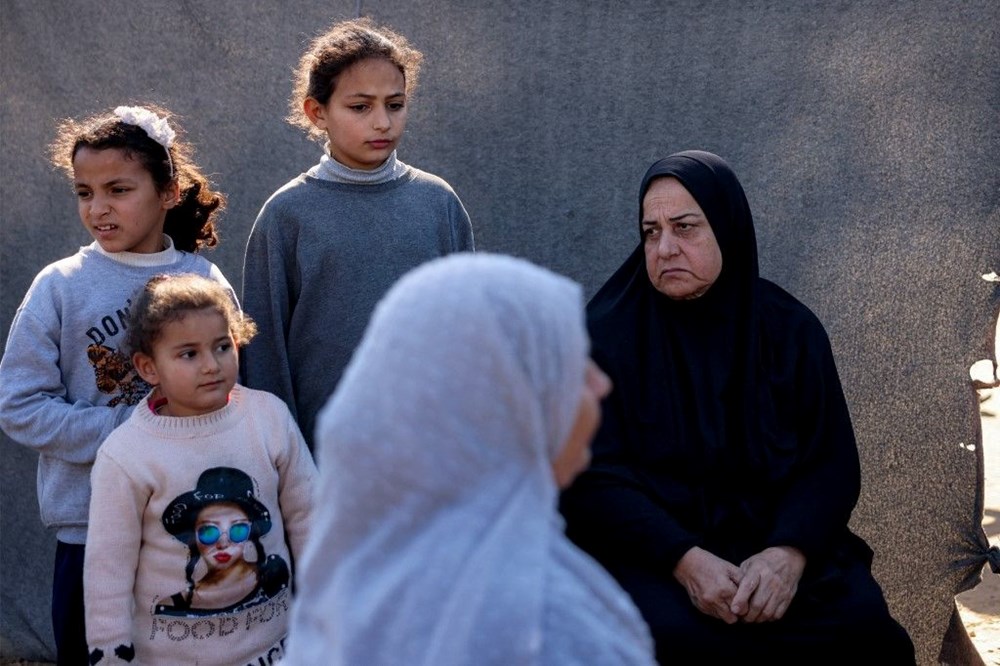 Gazze’de son durum | Ateşkes beklenirken İsrail'den bombardıman: "Hamas listeyi vermezse saldırılara devam edeceğiz" - 4