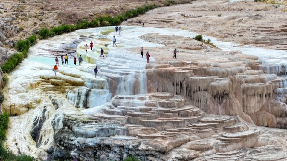 "Van'ın Pamukkale"si turizmin yeni rotası haline geldi - 1