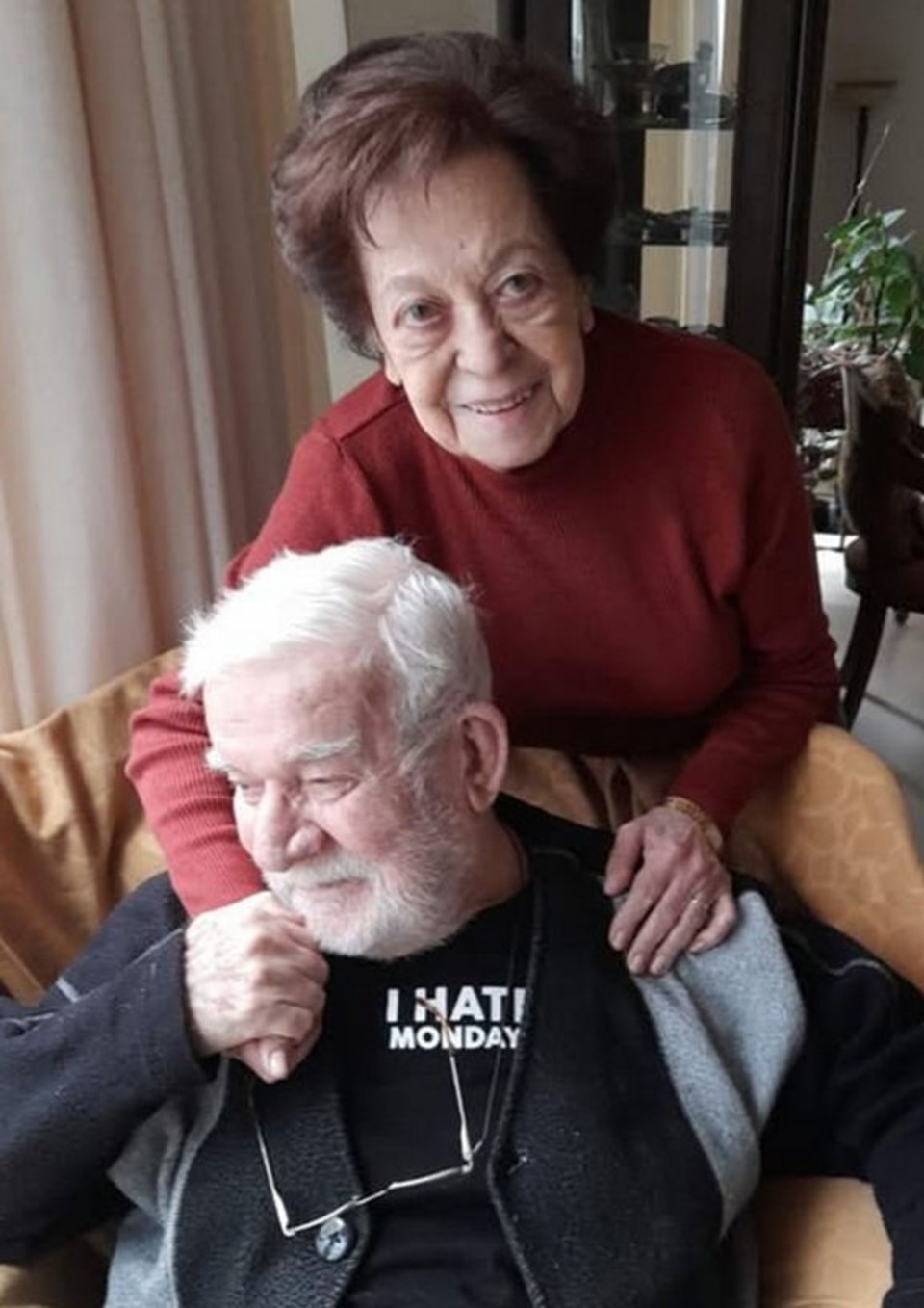 Melis İşiten'in acı günü: Seni gülen yüzünle hatırlayacağım - 2