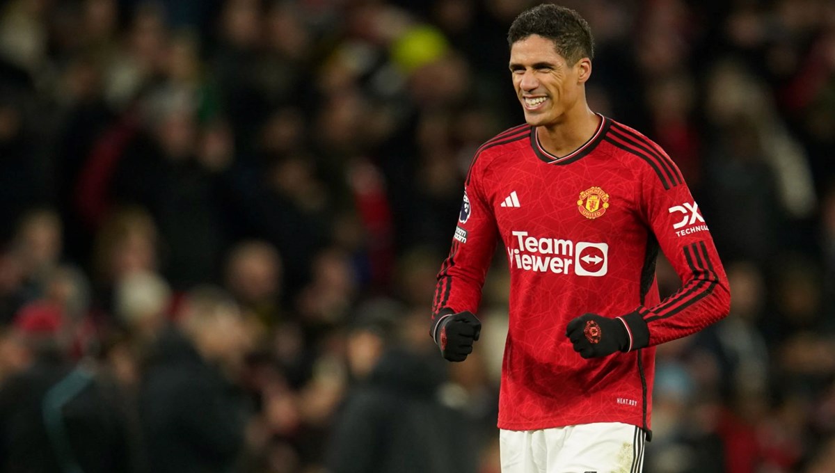 Manchester United Raphael Varane'ın ayrılığını duyurdu Manchester United Raphael Varane'ın ayrılığını duyurdu