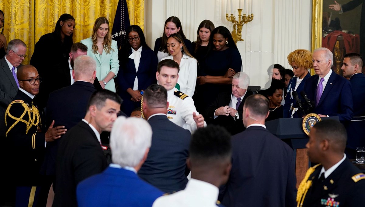 Biden'ın Beyaz Saray'da ağırladığı basketbolcunun bayılması paniğe neden oldu