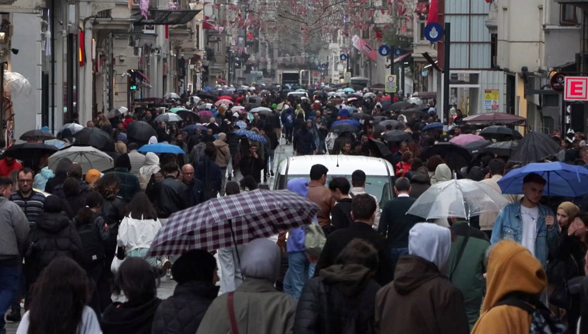 Boykot çağrısı Beyoğlu'nda karşılık bulmadı: 