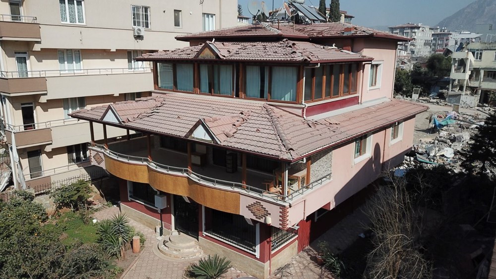 Antakya'daki bu mahallede sadece iki bina hasar almadı - 4