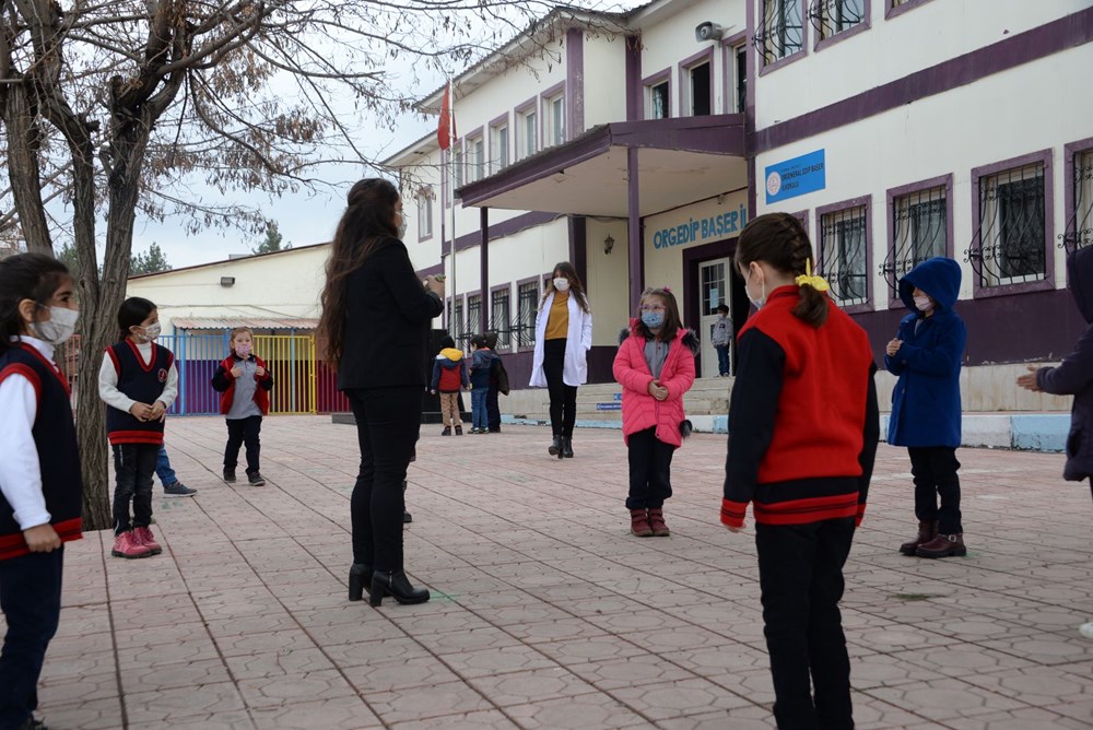Türkiye'nin kontrollü normalleşme dönemi: Yüz yüze eğitim başladı - 4