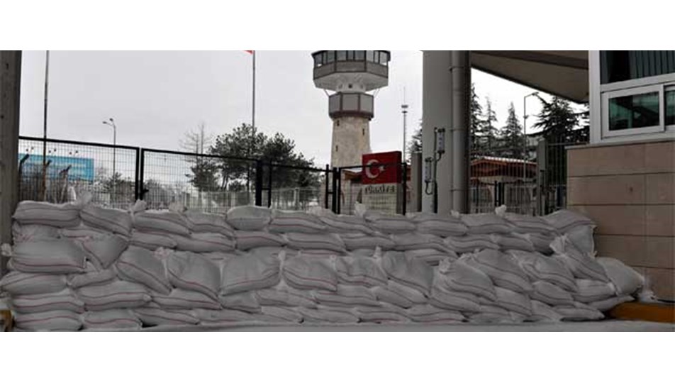 Bulgaristan’a ulaşım durdu