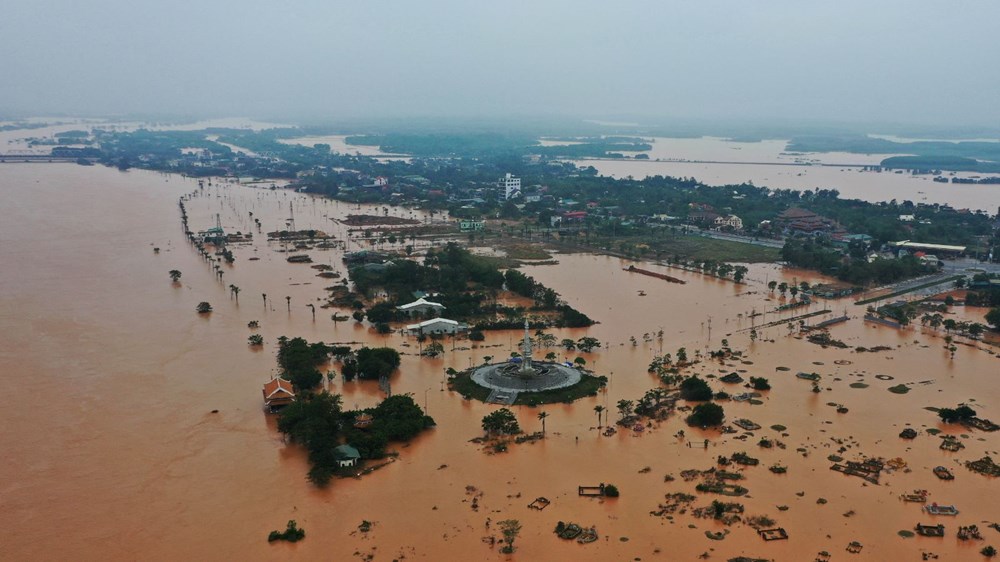 Vietnam'da aşırı yağışlar 130 can aldı - 8