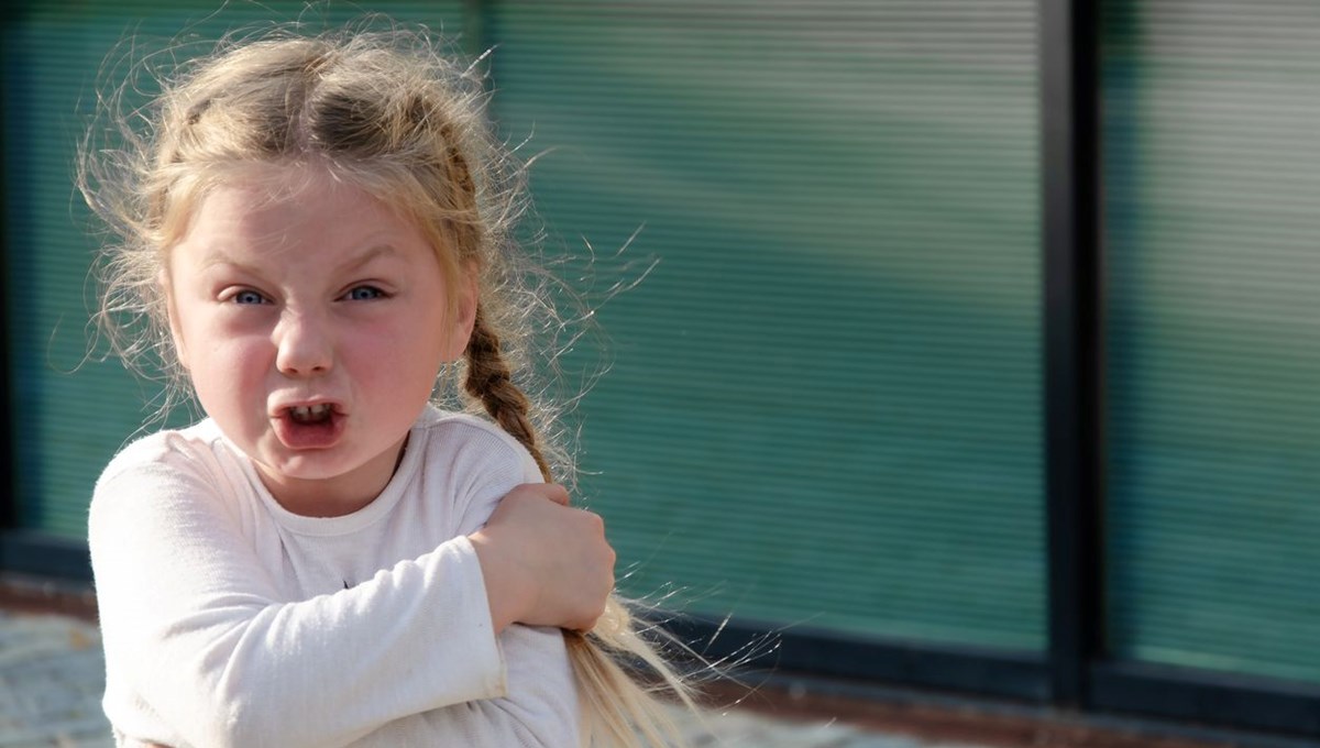 Öfkeli bir çocuğu sakinleştiren sihirli cümle: Aslında her yaşta işe yarıyor