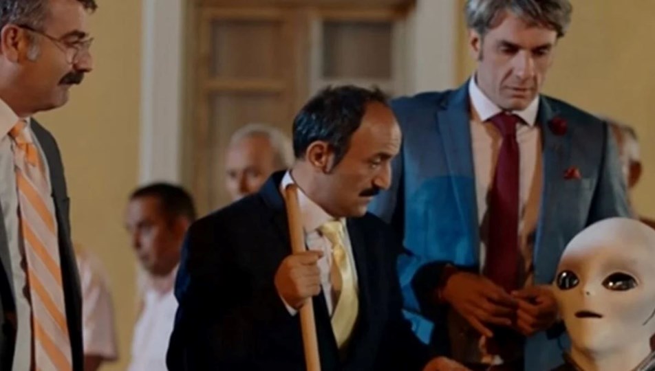 Kolonya Cumhuriyeti nerede çekildi, oyuncu kadrosunda kimler var? (Kolonya Cumhuriyeti oyuncuları ve konusu)