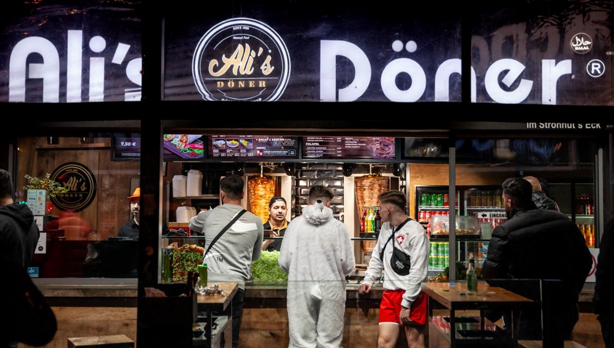 Almanya ve Türkiye arasında döner krizi: İsmi değişecek mi? Almanya ve Türkiye arasında döner krizi: İsmi değişecek mi?