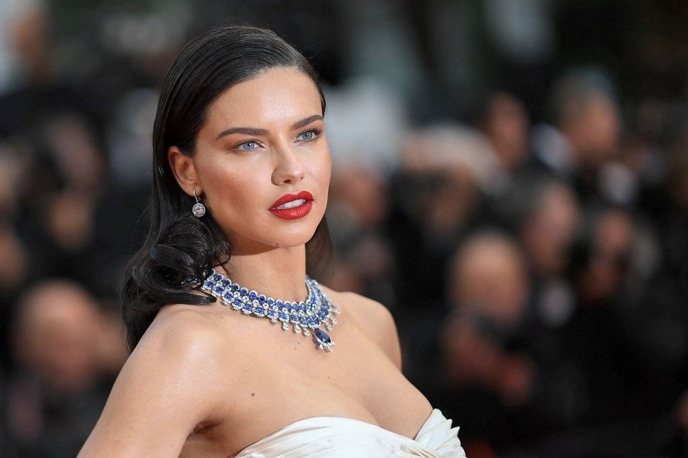 Yüzündeki değişimle şaşırtan Adriana Lima sessizliğini bozdu - 16