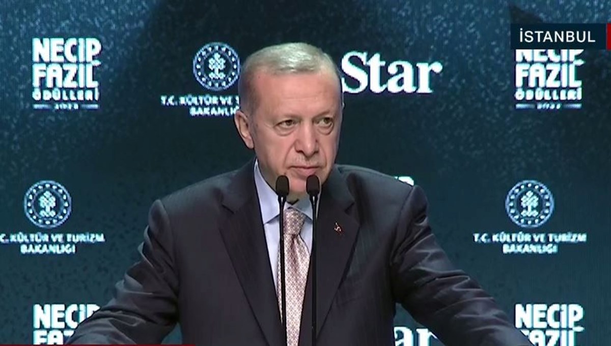 Cumhurbaşkanı Erdoğan, Necip Fazıl Ödülleri programında konuştu Cumhurbaşkanı Erdoğan, Necip Fazıl Ödülleri programında konuştu