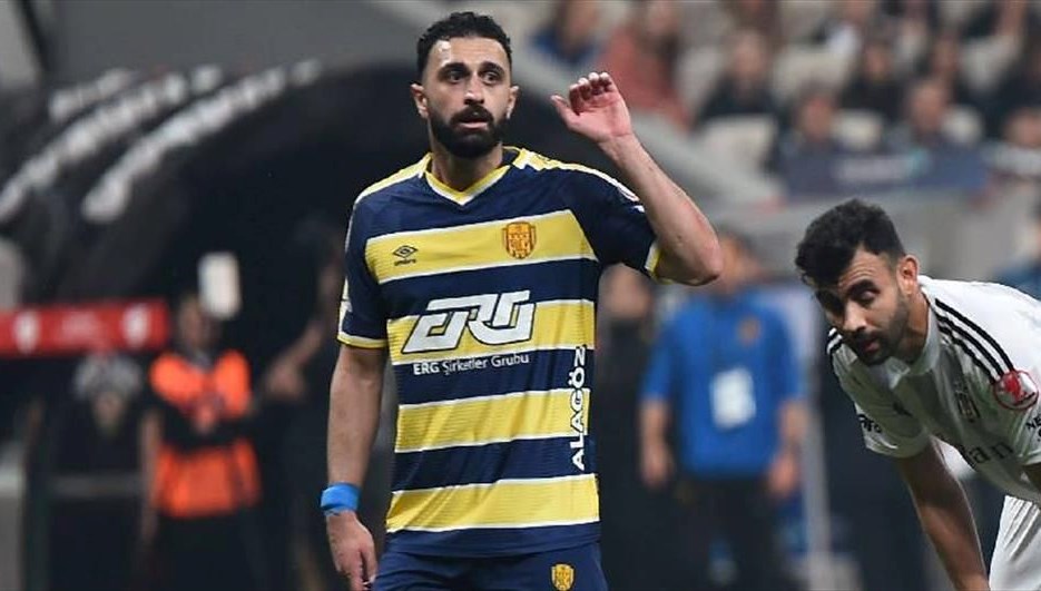 Göztepe, Efkan Bekiroğlu ile anlaşmaya vardı!