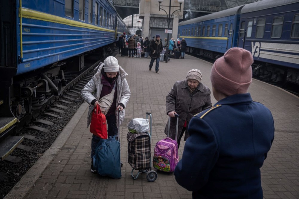 Rus saldırısından kaçış: Lviv tren istasyonunda endişeli bekleyiş - 36