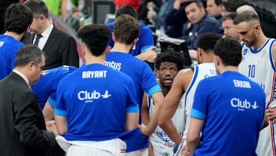Anadolu Efes'in EuroLeague'de konuğu Zalgiris