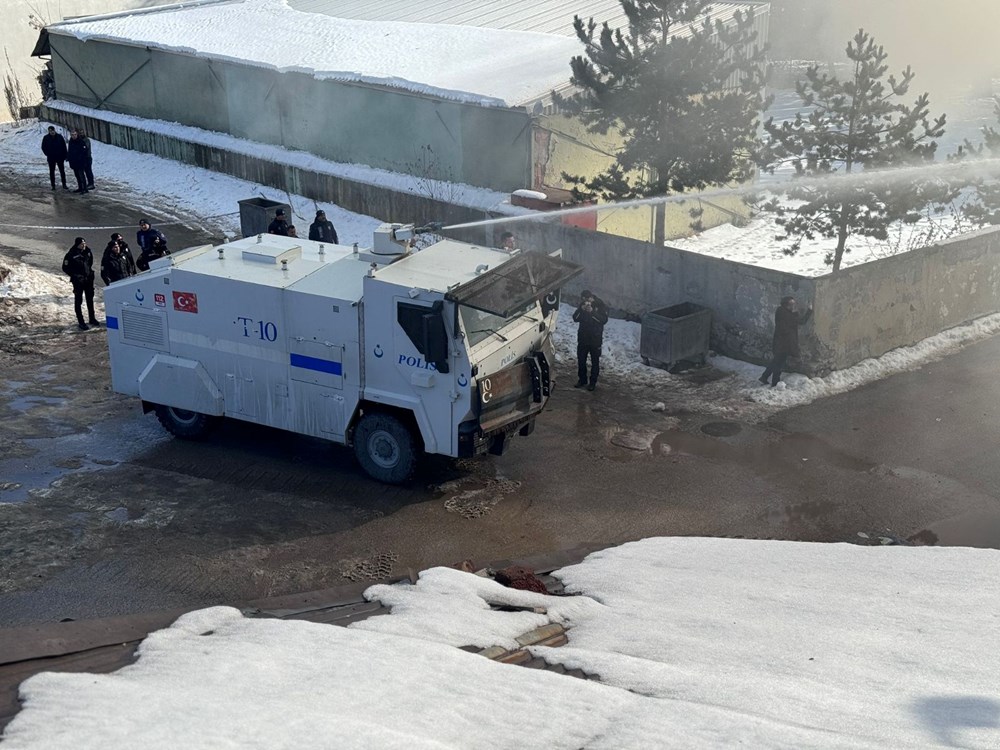 Erzurum'da tarihi Taş Ambarlar'da yangın - 6