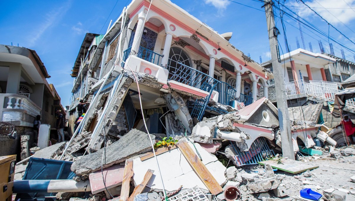 Haiti'de deprem: Ölenlerin sayısı 1941'e yükseldi