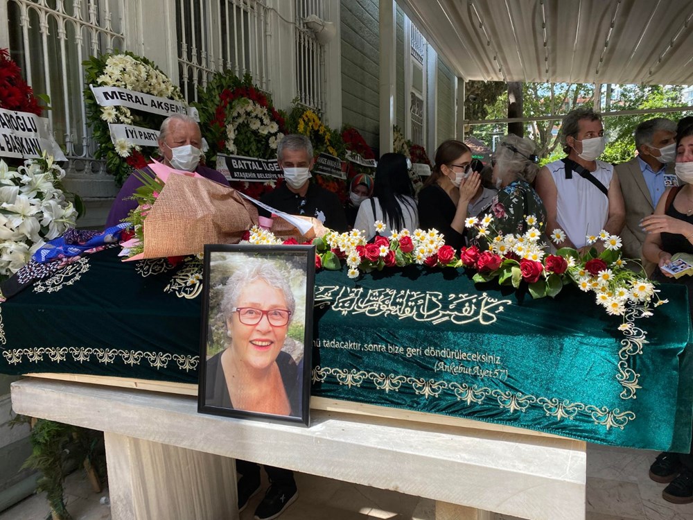 Oyuncu Ayşegül Atik son yolculuğuna uğurlandı - 7