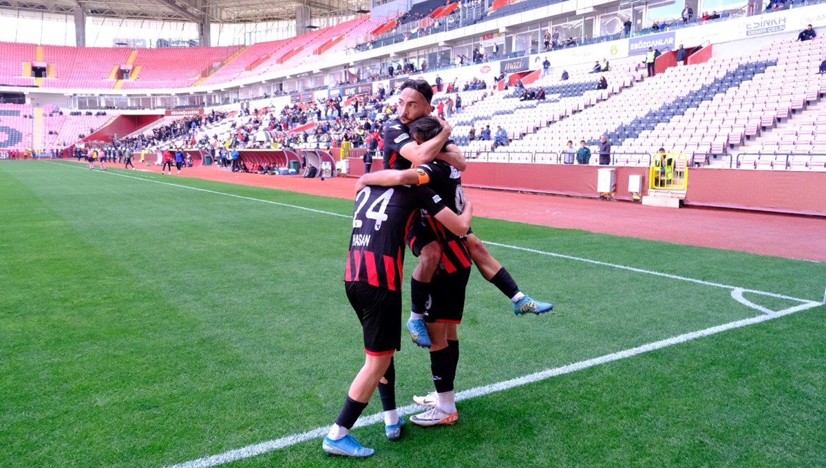Eskişehirspor’un seçimli genel kurulu 2 Haziran’a ertelendi Eskişehirspor’un seçimli genel kurulu 2 Haziran’a ertelendi