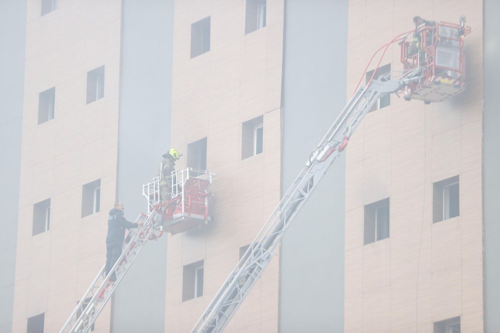 Uludağ'daki otel yangınında can kaybı 2'ye yükseldi: Şampiyon kayakçı Berkin Usta hayatını kaybetti - 5