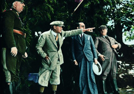 genelkurmay dan renkli ataturk