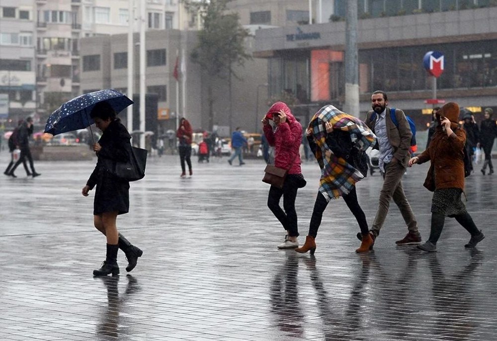 Meteoroloji. Yağiş. Yagiş işiqlar. Yağişda qruz.