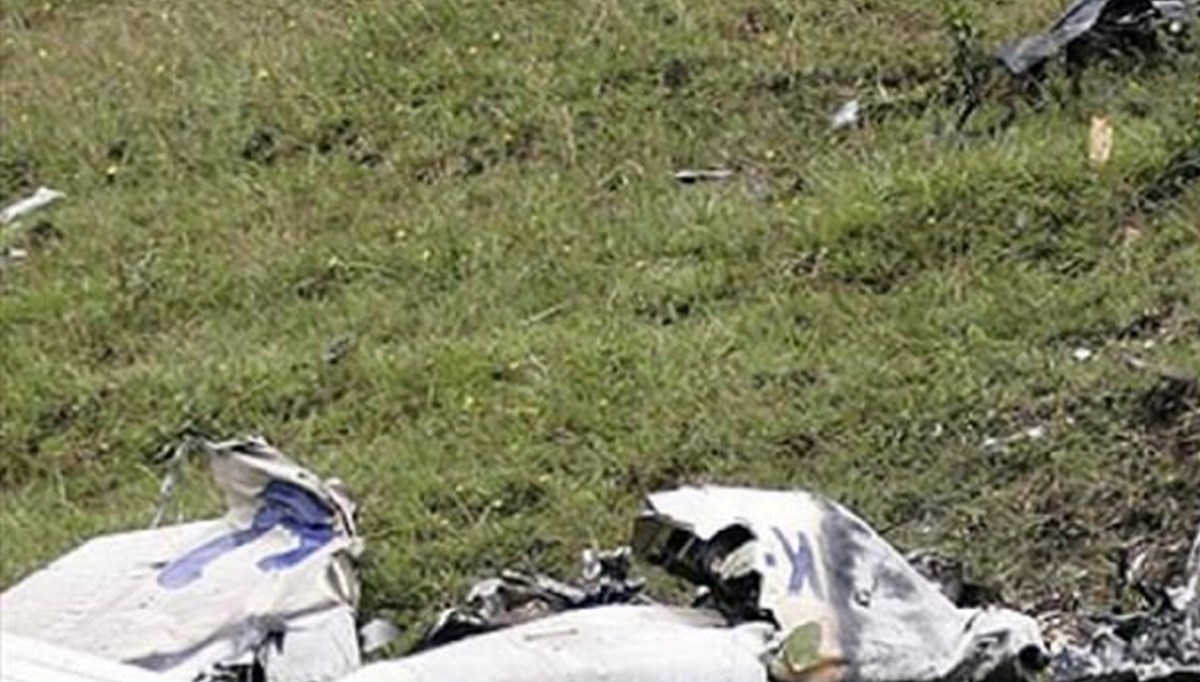 Avustralya'da düşen küçük uçağın 16 yaşındaki pilotu öldü Avustralya'da düşen küçük uçağın 16 yaşındaki pilotu öldü