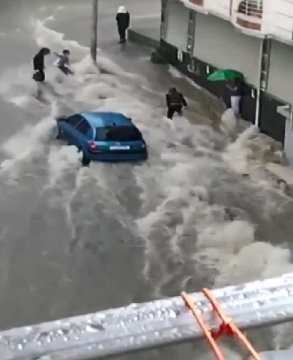 İstanbul'da sağanak (Yağış ne zamana kadar devam edecek?) - 9
