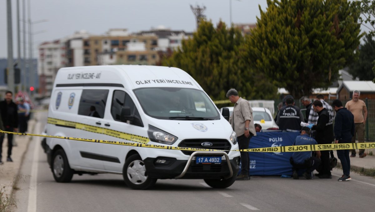 Çanakkale'de öldürülen Zeynep'e veda Çanakkale'de öldürülen Zeynep'e veda