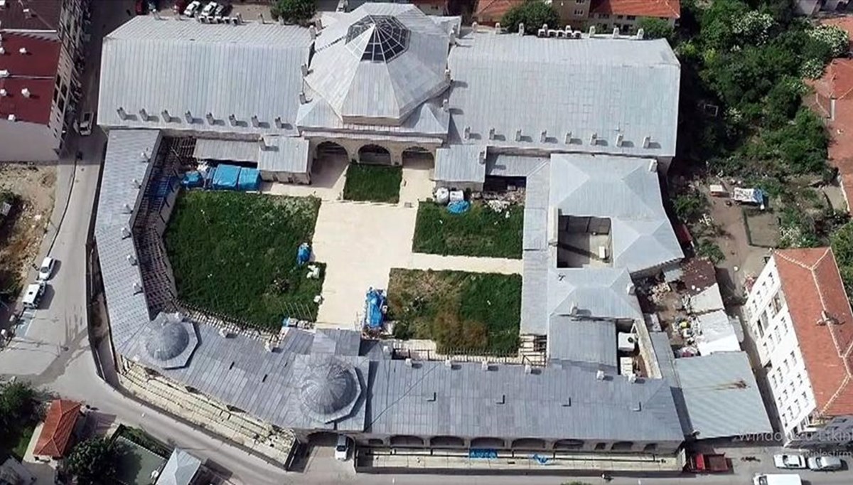 Ekmekçizade Ahmet Paşa Kervansarayı dükkanlarının restorasyonunda sona gelindi Ekmekçizade Ahmet Paşa Kervansarayı dükkanlarının restorasyonunda sona gelindi