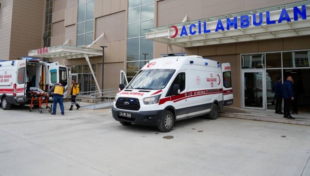 Erzincan'da feci kaza Erzincan'da feci kaza