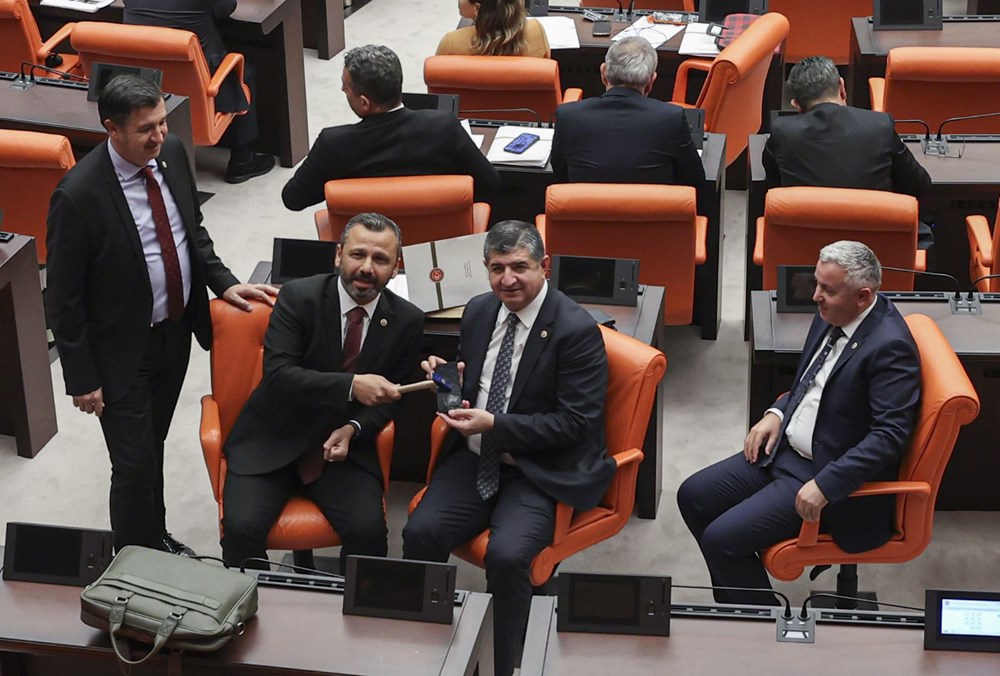 Meclis'te sosyal medya gerilimi 1