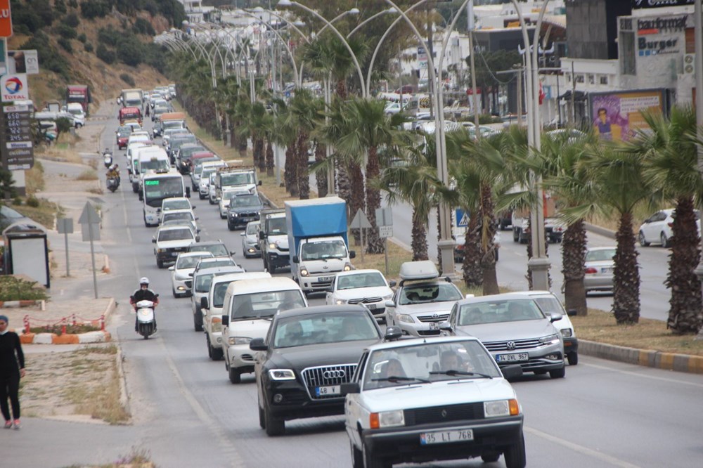 Tam kapanma öncesi Bodrum'a akın - 18