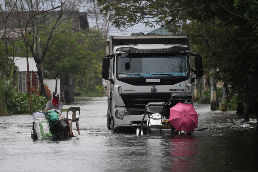 Molave Tayfunu nedeniyle Vietnam'da 1.3 milyon kişi tahliye ediliyor - 14