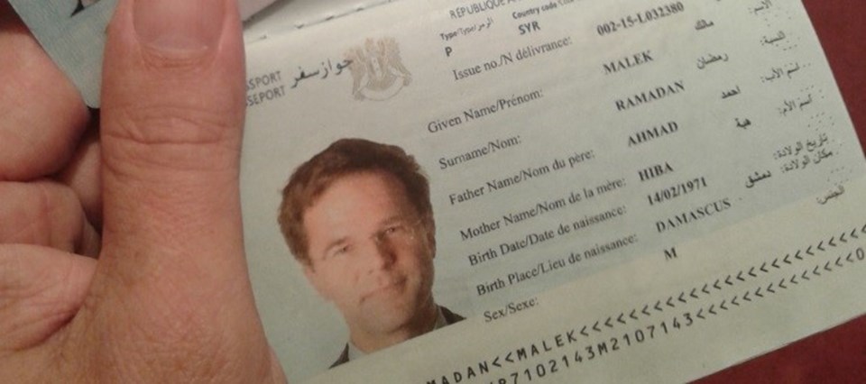 Hollanda Başbakanı'nın fotoğrafıyla sahte Suriye pasaportu çıkarttı - 2