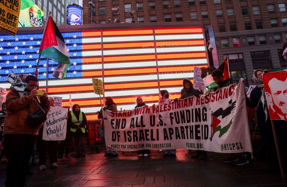 ABD'de binler, Filistinli aktivist Halil için sokakta: "Ellerinizi öğrencilerden çekin" 77 l6bzZNgjsUGLnv5FYFGF g