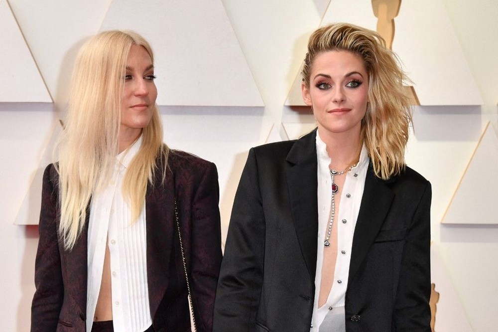 Kristen Stewart ve nişanlısı Dylan Meyer evlendi 72 l7XlJGHIIEaiDzN 71dUOg