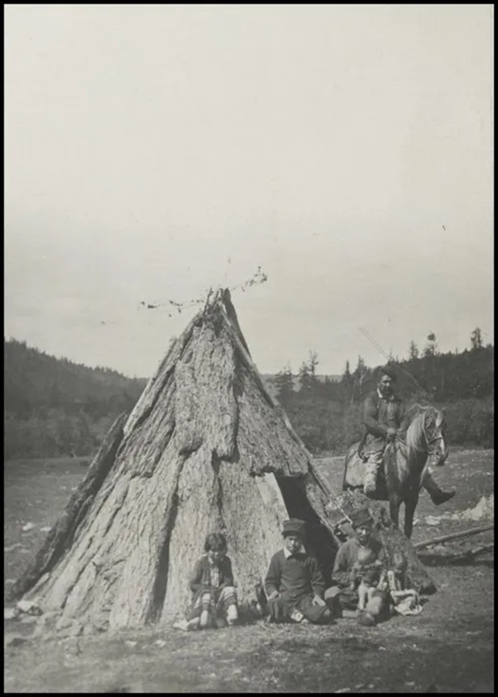 Bilim kurgu değil Türk boylarının 111 yıllık fotoğrafları. Gizemli heykeller, gelişmiş aletler, tanıdık kıyafetler (106 fotoğrafla gizemli Türk tarihi) - 35