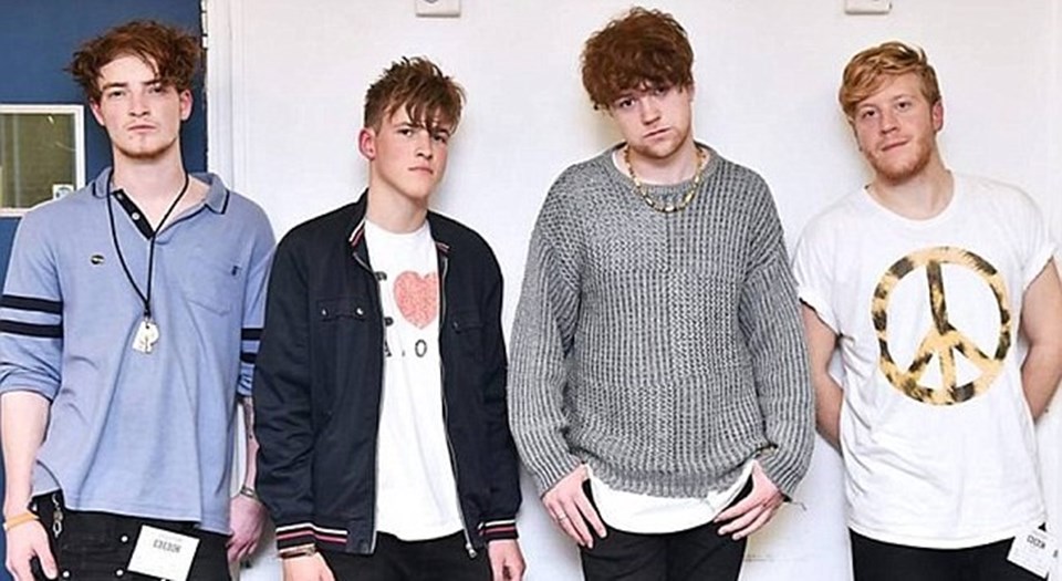 "Viola Beach" müzik grubunun 4 üyesi kaza kurbanı - 1