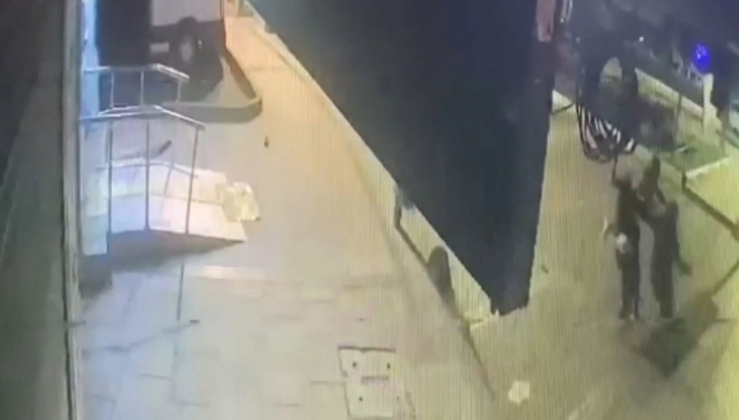 Hırsızlardan ATM önünde saldırı Dövüp 10 bin lirasını çaldılar
