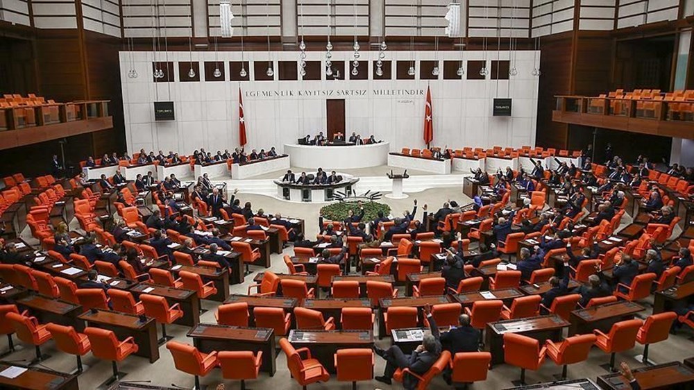 Emekliye maaş farkları ve ek zam ne zaman yatacak? Emekliye ek maaş zammında gözler Meclis'te - 2