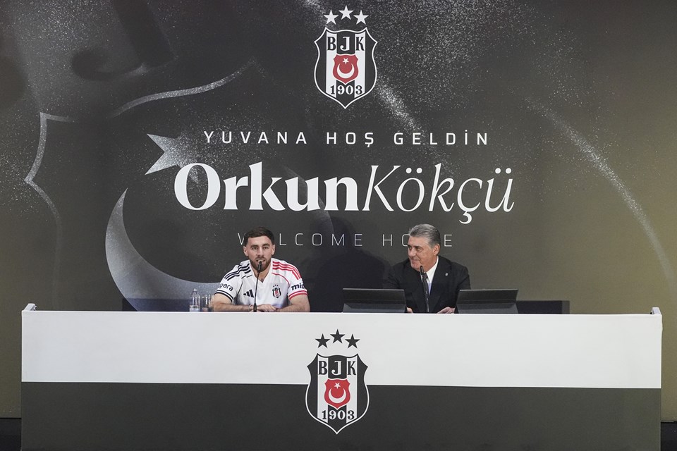Orkun Kökçü resmen Beşiktaş'ta: 20 bin taraftarın önünde sözleşme imzaladı - 1