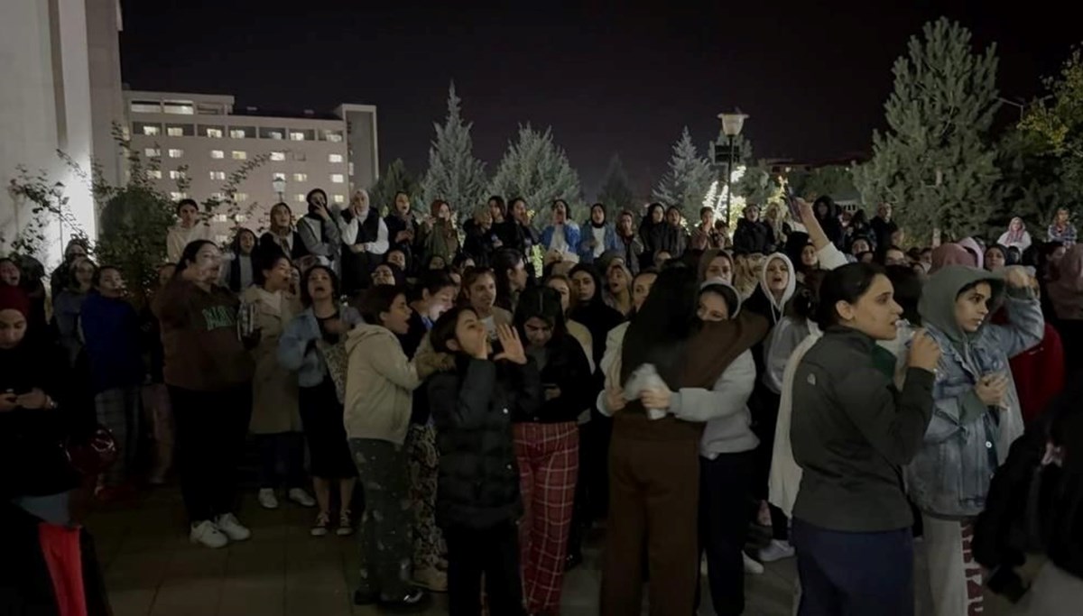 Kilis’te KYK yurdunda öğrenciye cinsel saldırı: Şüpheli tutuklandı Kilis’te KYK yurdunda öğrenciye cinsel saldırı: Şüpheli tutuklandı