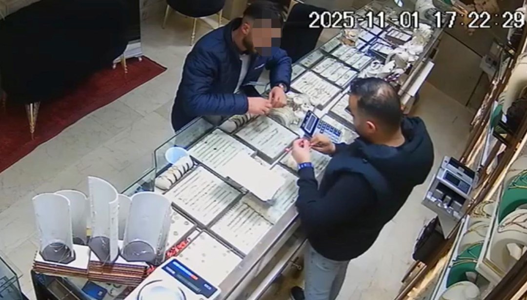 Kuyumculara sahte altın sattılar
