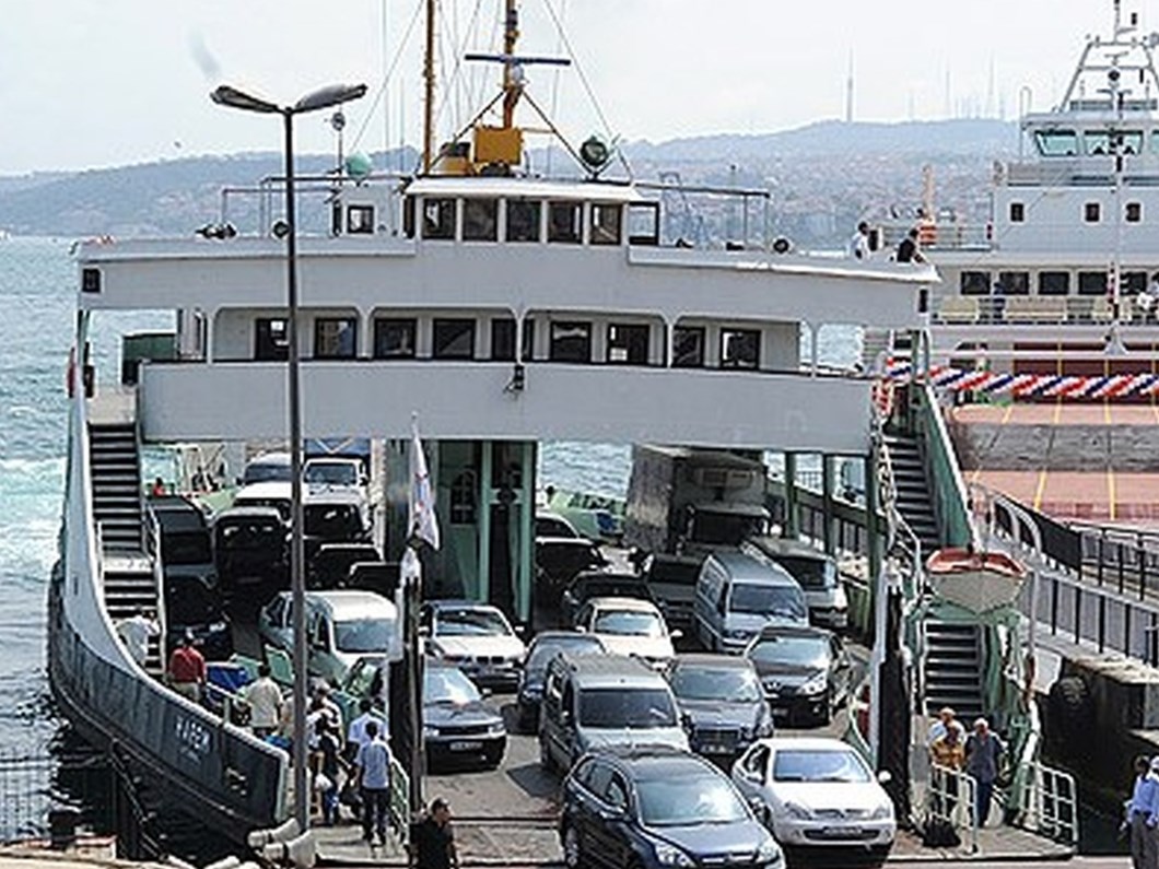Istanbul Bogazi Na Yeni Arabali Vapur Hatti Ntv