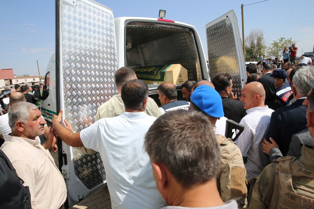 Narin Güran
cinayetinde ilk itiraf: "Narin’in cesedini bana getirdi, dere kenarına
sakladım" - 7