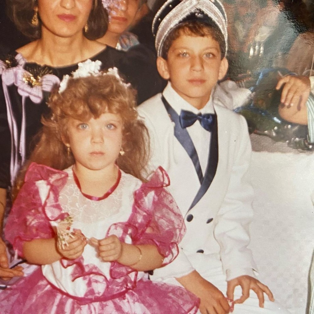 Ünlü isim geçmişe götürdü: "Oyuncu olacağını nasıl anlamadın" (Ünlülerin çocukluk ve gençlik halleri) - 178