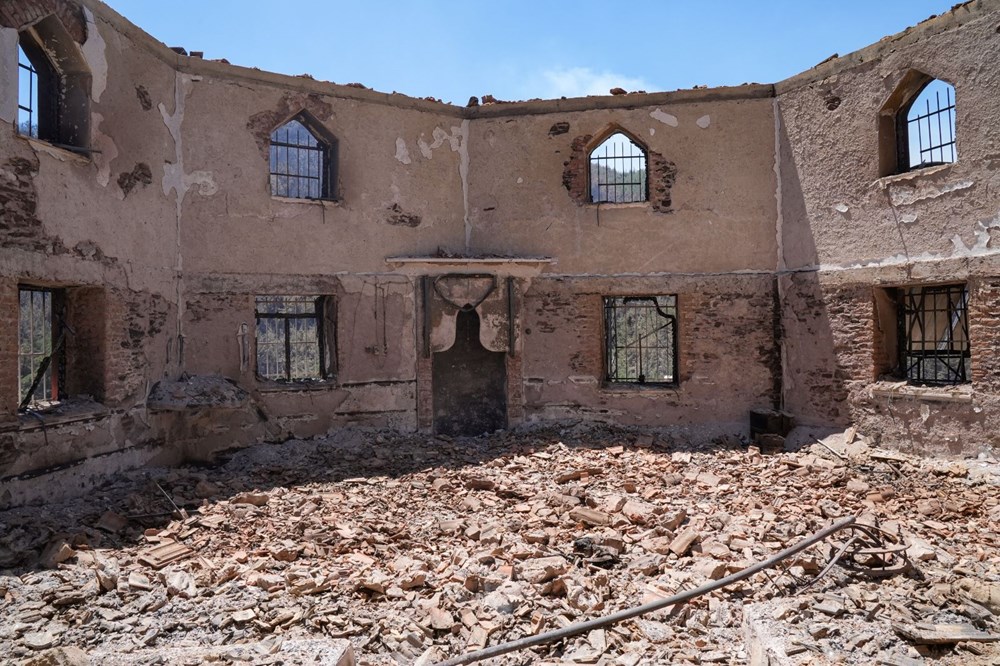 Yangın hayalet köye çevirdi - 4